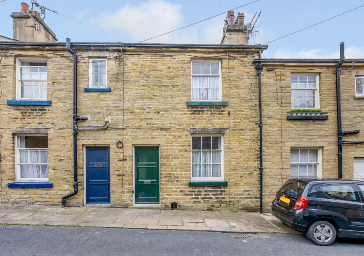 Salts Mill Workers Cottage Shipley  Exterior photo